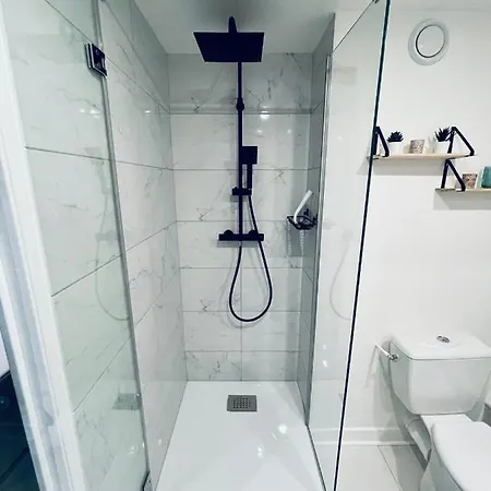 Appartement * Adelaide * Les Celestins * *