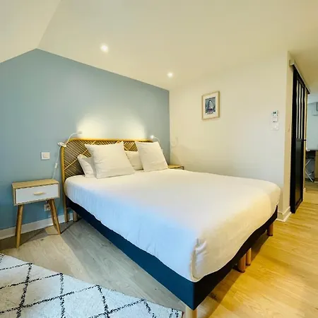 Appartamento * Adelaide * Les Celestins * *